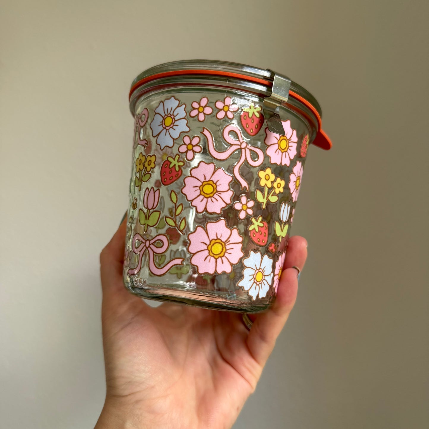 Flowers, bees, and bows Weck Jar