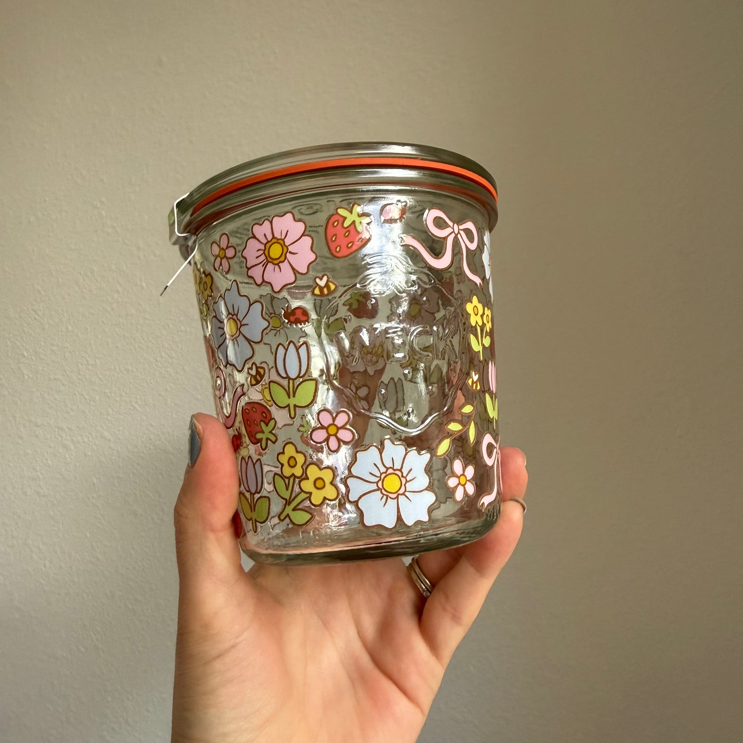 Flowers, bees, and bows Weck Jar