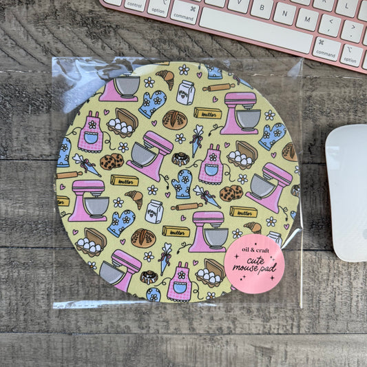 Baking Girlie Mouse Pad