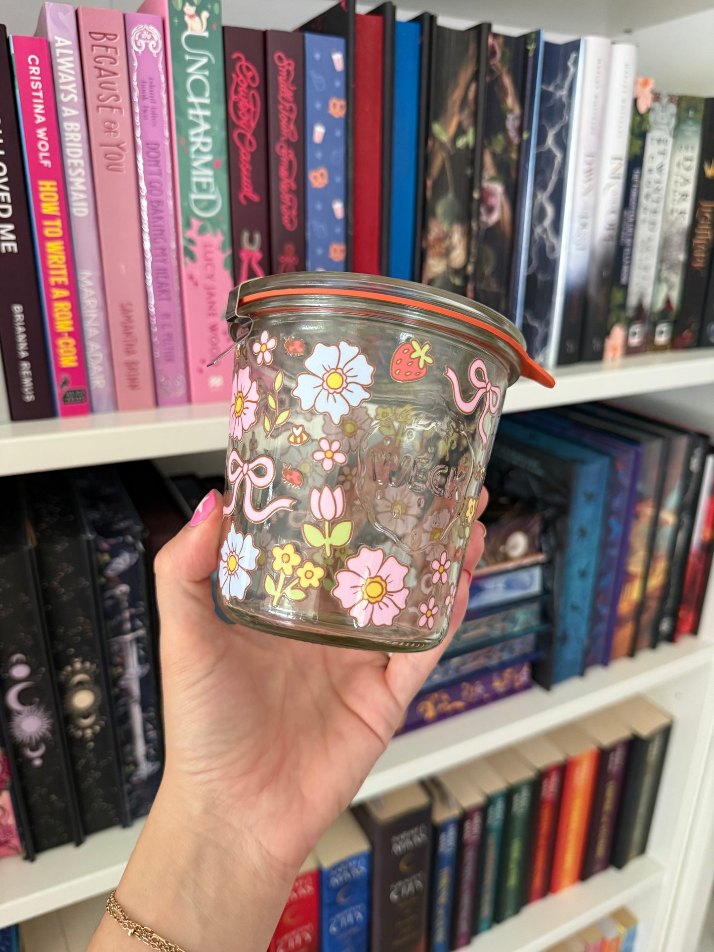 Flowers, bees, and bows Weck Jar