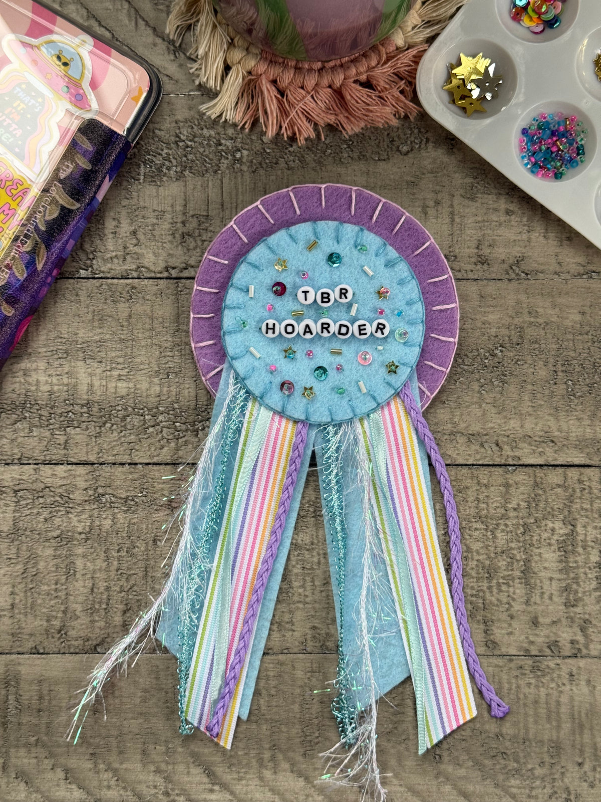 TBR Hoarder Prize Ribbon